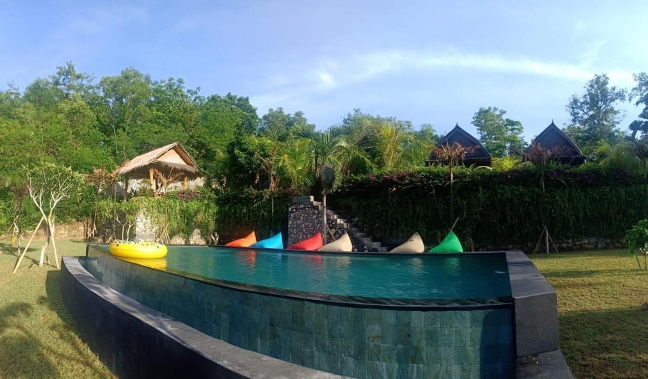 Lumbung Wisesa Uluwatu Hotel Ngoại thất bức ảnh